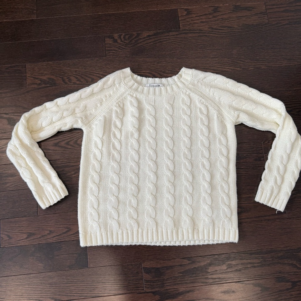 Forever 21 Ivory Cable Knit Sweater vintage 80s style